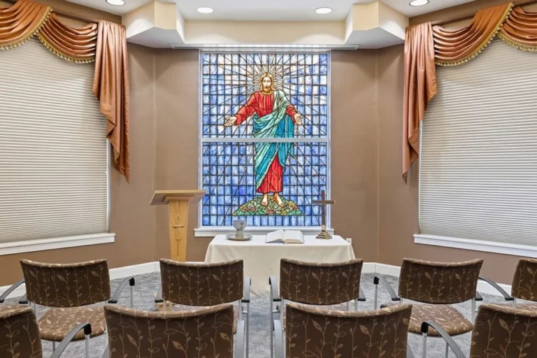 church at the community in bloomington-normal